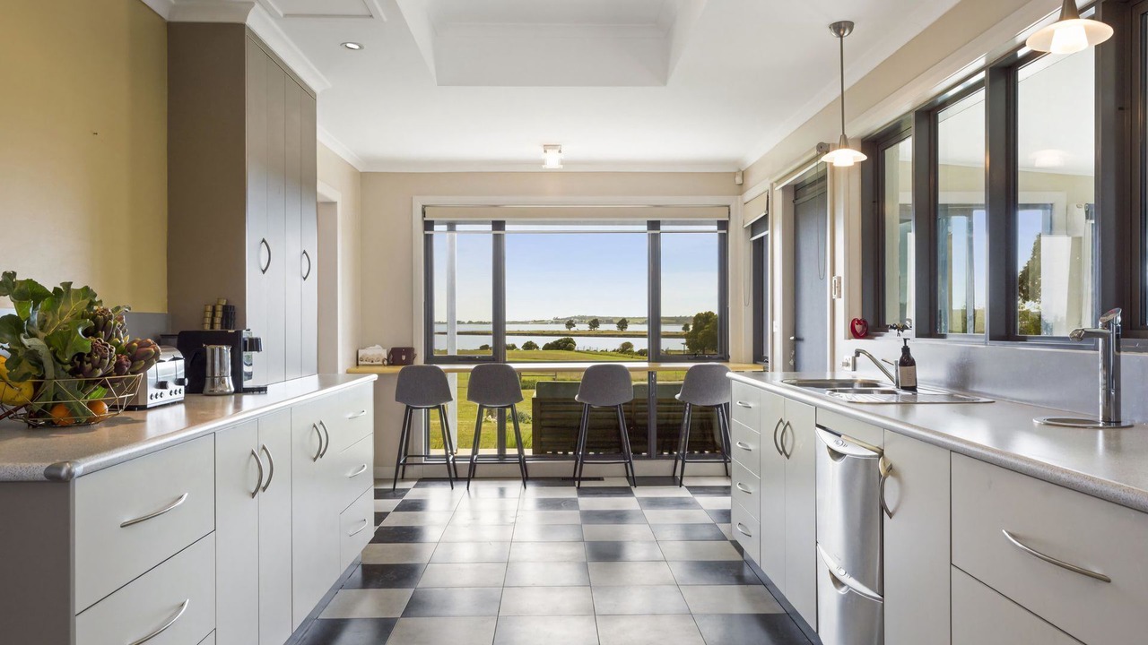 Photo of Kitchen in Clarence Point