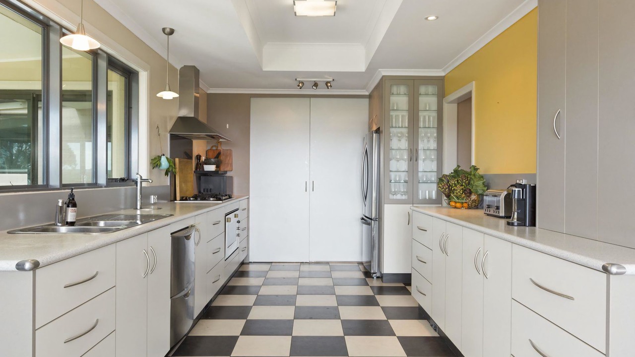 Photo of Kitchen in Clarence Point
