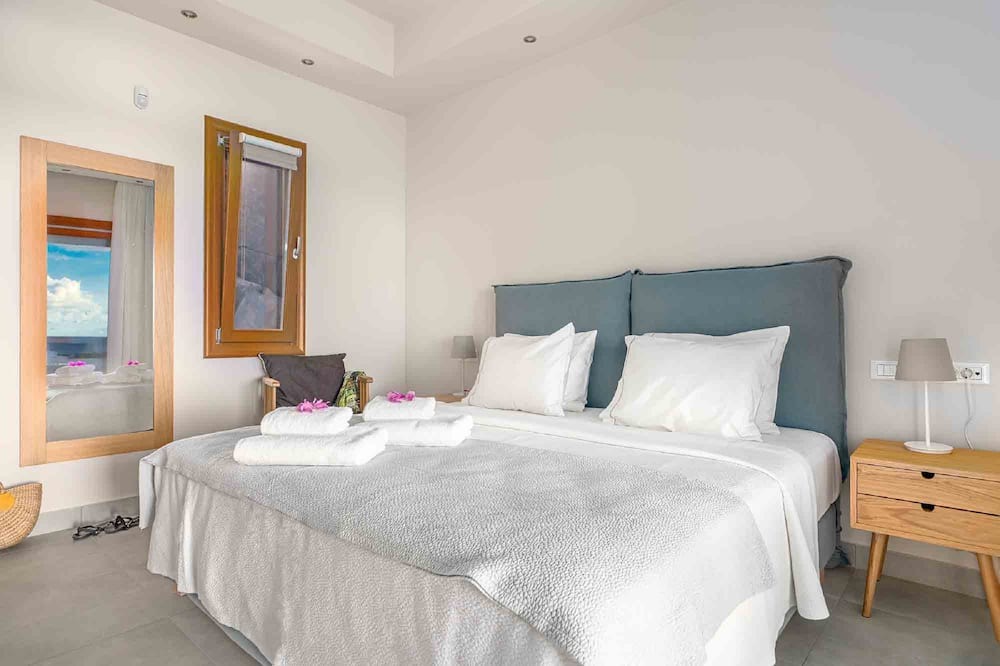 Photo of Bedroom in Xerokampos