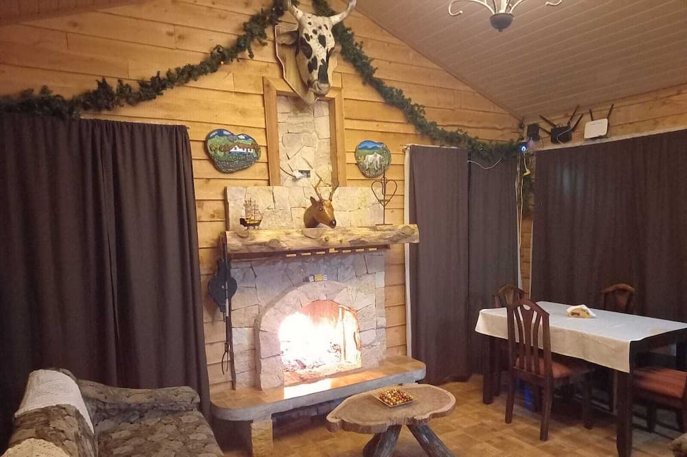 Photo of Livingroom in Roble
