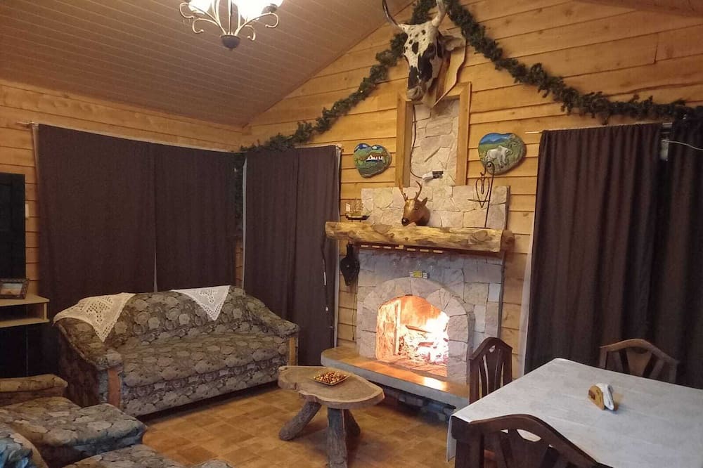 Photo of Livingroom in Roble
