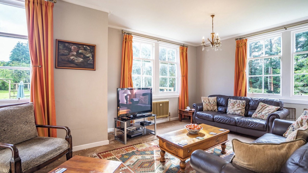 Photo of Livingroom in Gordon