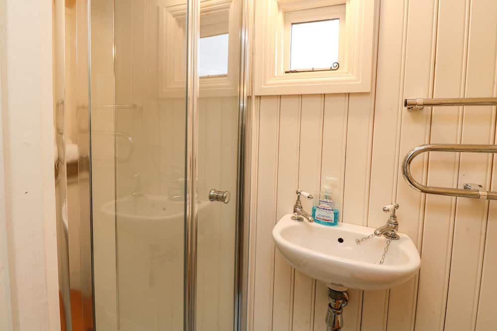 Photo of Bathroom in Lochearnhead