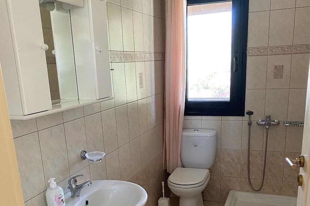 Photo of Bathroom in Mires