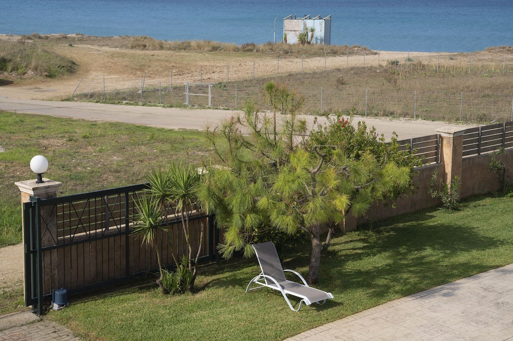 Photo of Outdoor in Magoulades