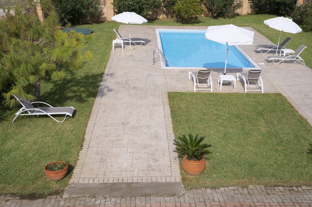Photo of Outdoor in Magoulades