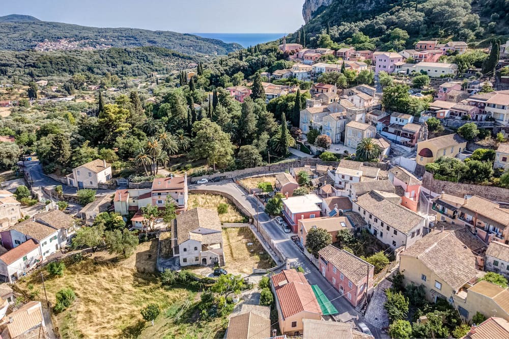 Photo of Outdoor in Doukades