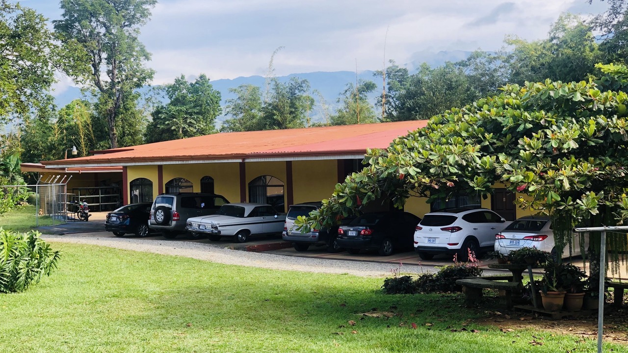 Photo of Outdoor in Daniel Flores