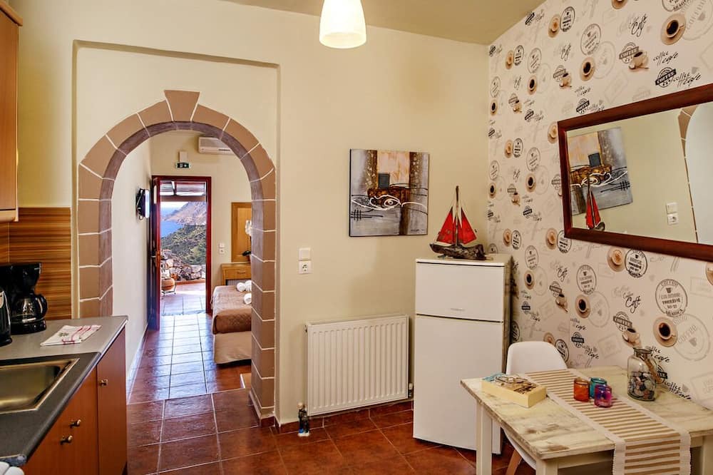 Photo of Kitchen in Mirthios