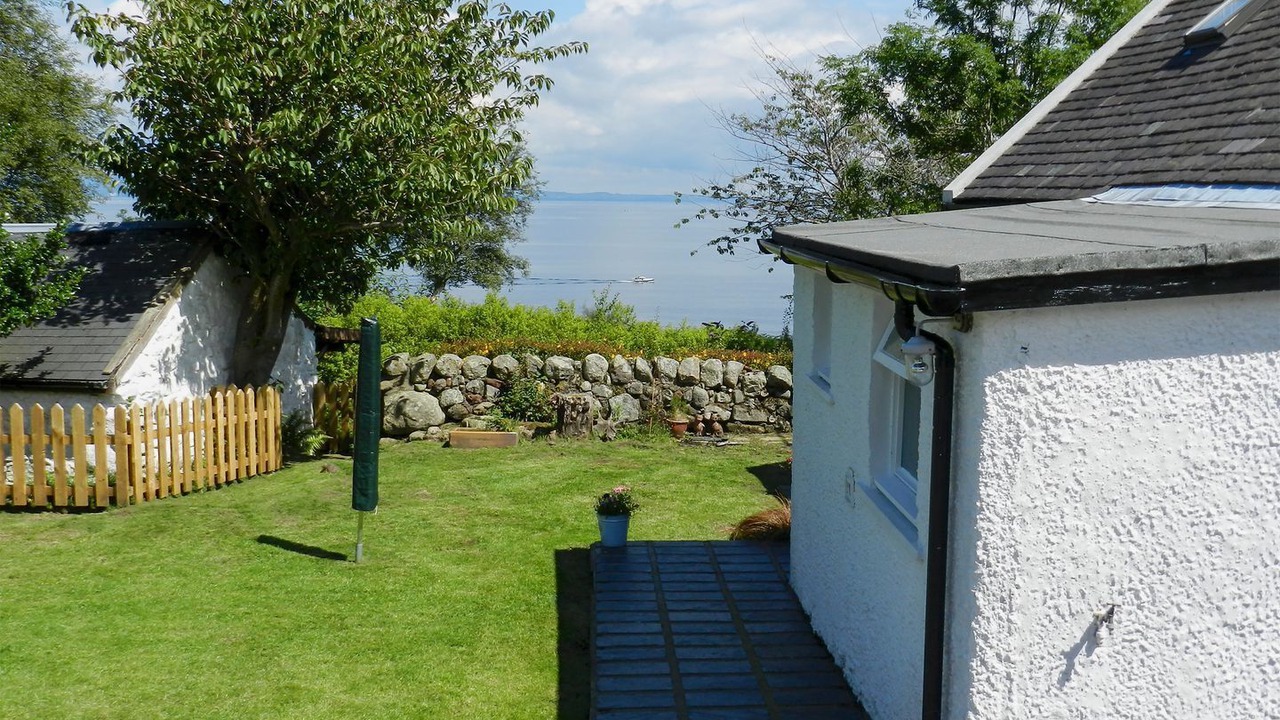 Photo of Outdoor in Corrie