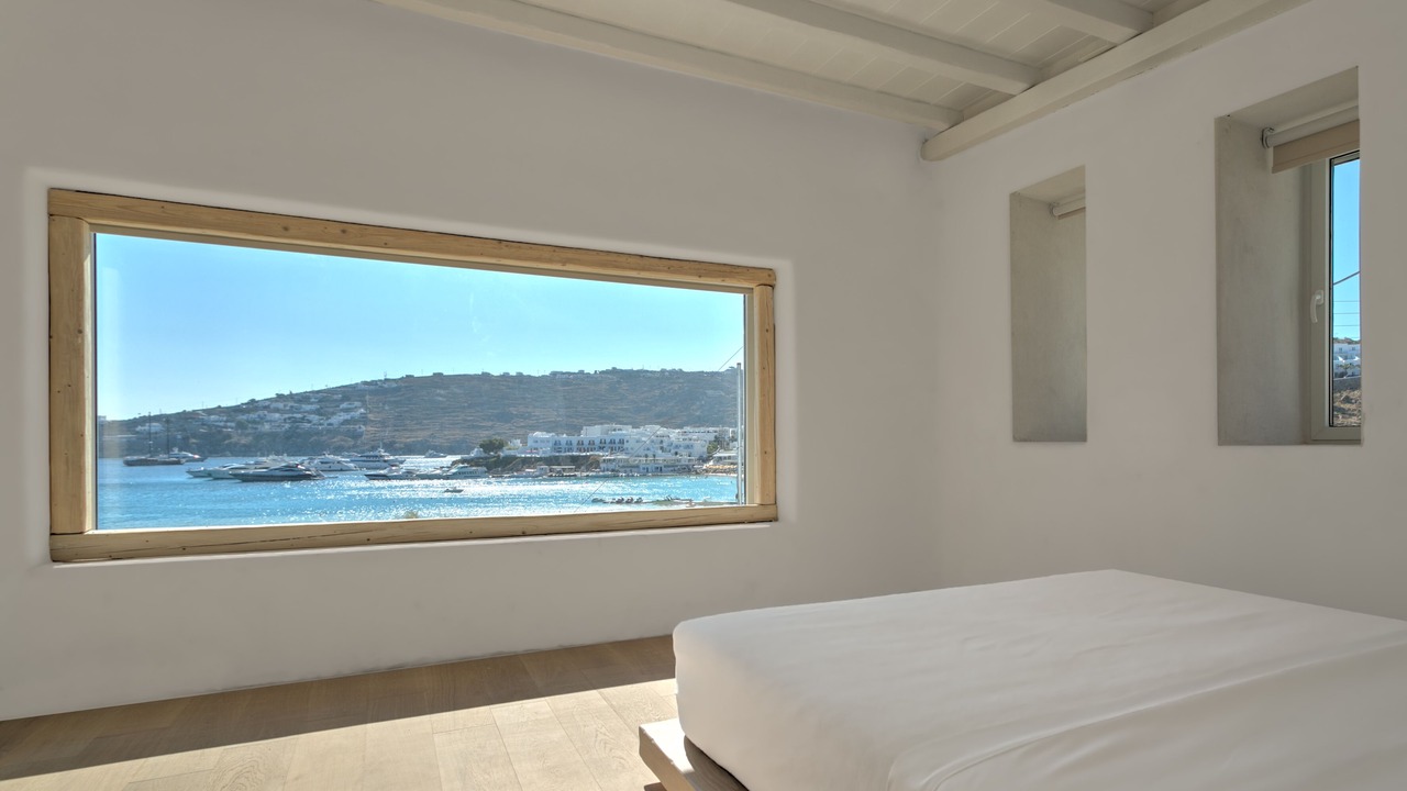 Photo of Bedroom in Platis Gialos