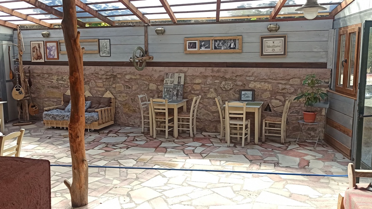Photo of Patio Balcony in Kato Simi