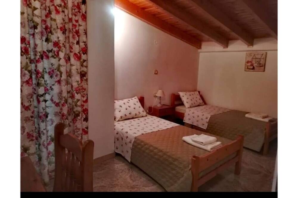Photo of Bedroom in Faraklata