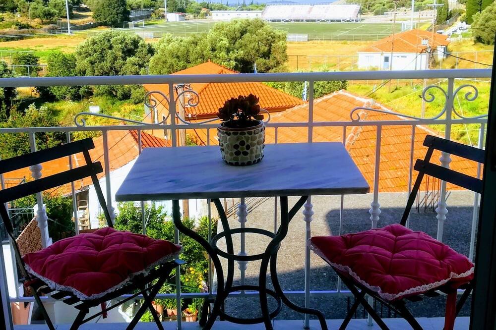 Photo of Patio Balcony in Faraklata