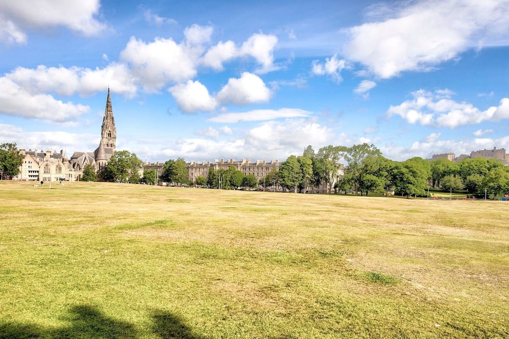 Photo of Others in Bruntsfield