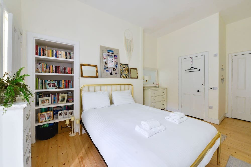 Photo of Bedroom in Bruntsfield