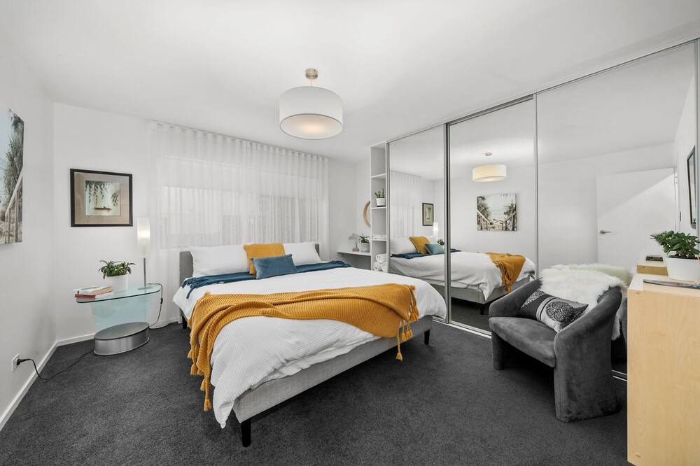 Photo of Bedroom in Lauderdale