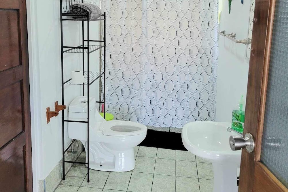 Photo of Bathroom in Puntarenas