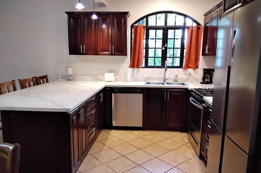 Photo of Kitchen in Las Olas Beach Community