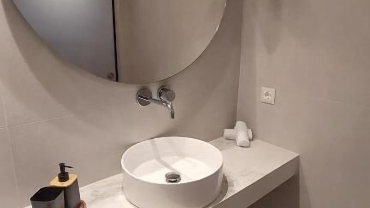 Photo of Bathroom in Gournai