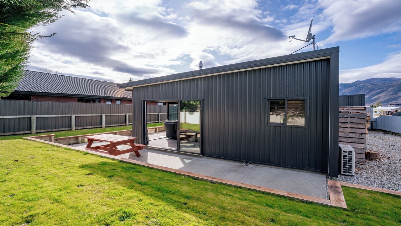Photo of Outdoor in Lowburn