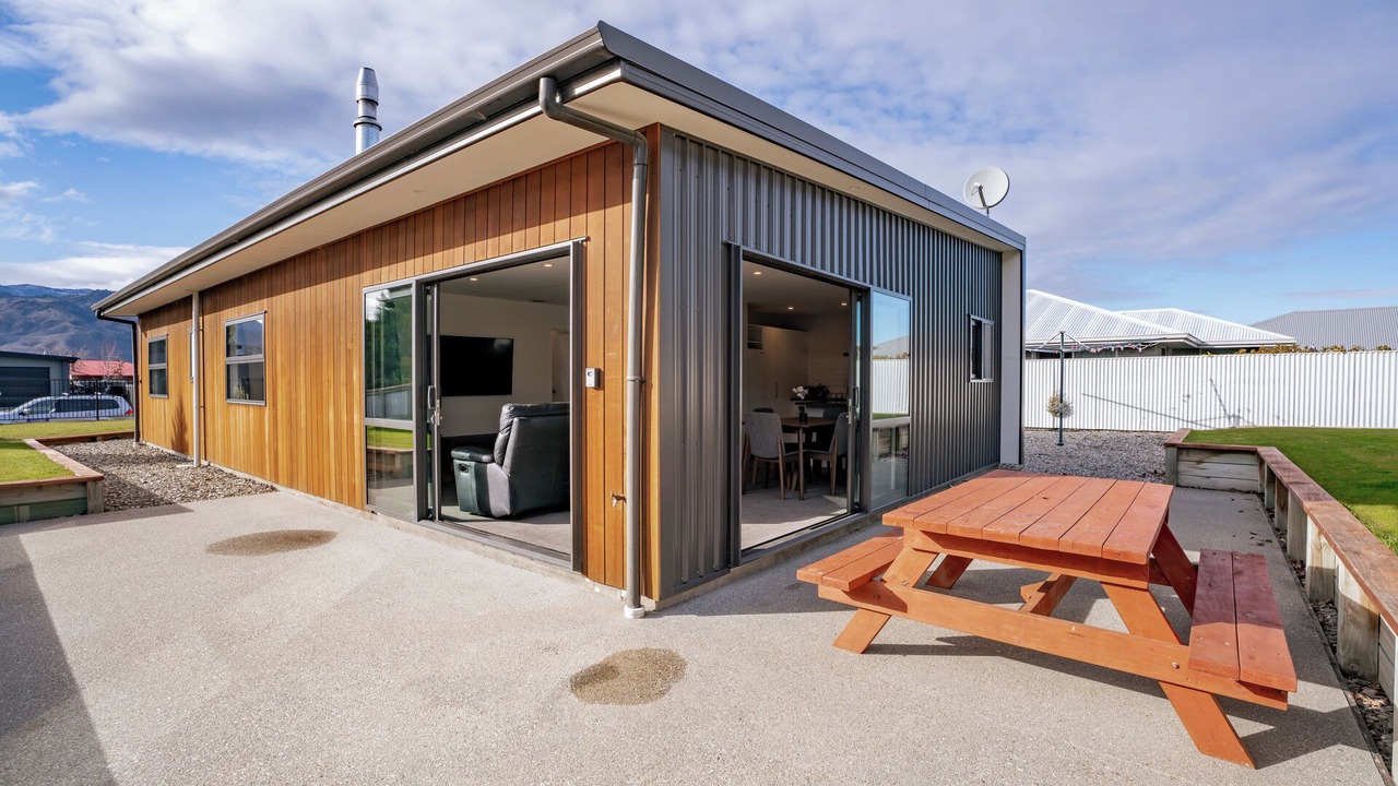 Photo of Outdoor in Lowburn