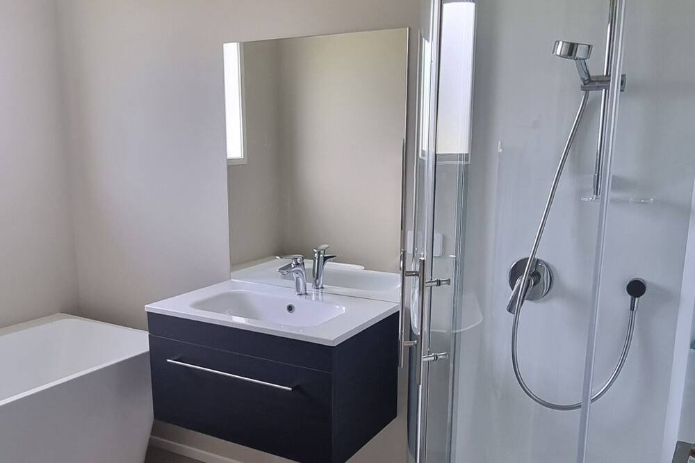 Photo of Bathroom in Horopito