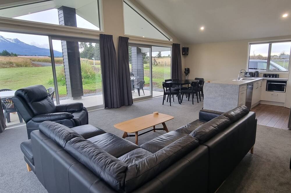 Photo of Livingroom in Horopito
