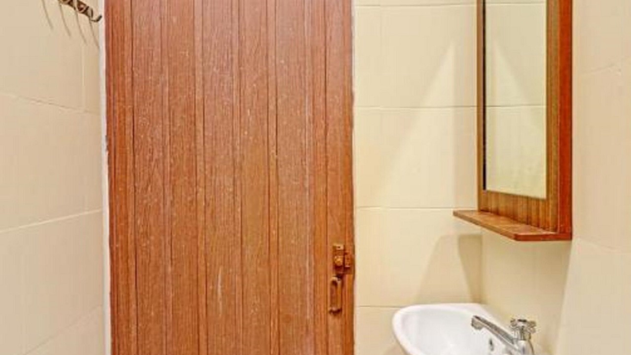 Photo of Bathroom in Tanjung Uncang