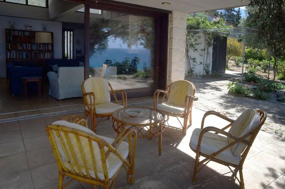 Photo of Patio Balcony in Lourdata