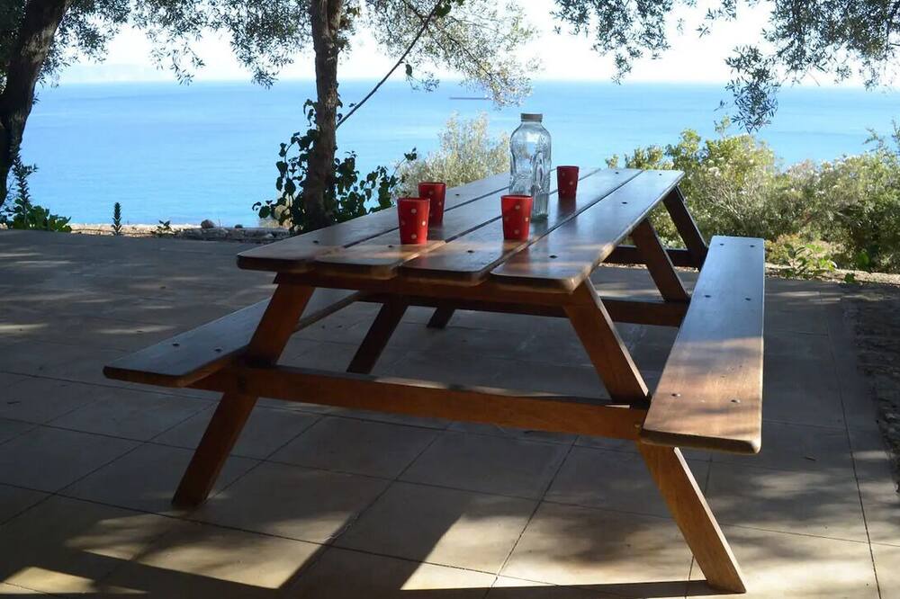 Photo of Outdoor in Lourdata