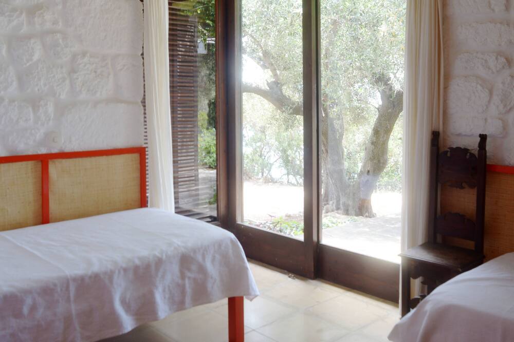 Photo of Bedroom in Lourdata