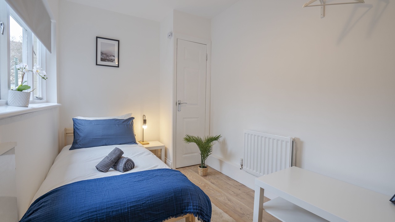 Photo of Bedroom in Kirkcaldy