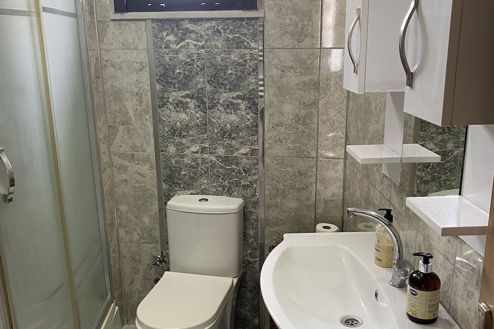 Photo of Bathroom in Umraniye
