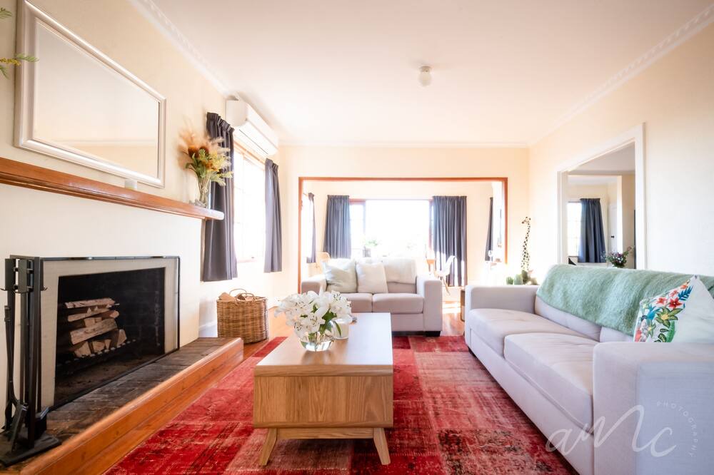 Photo of Livingroom in Trevallyn