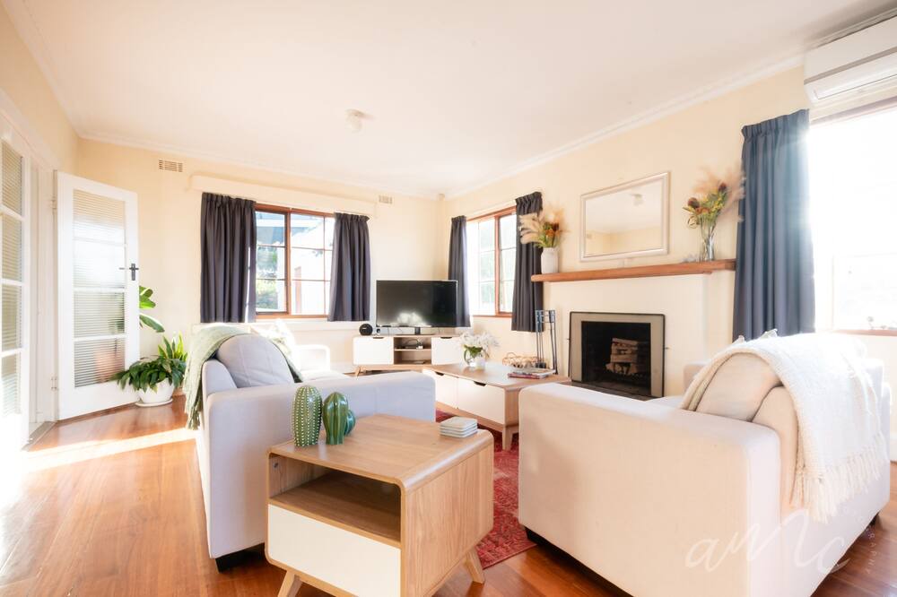 Photo of Livingroom in Trevallyn