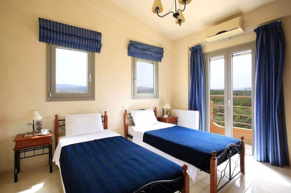 Photo of Bedroom in Kastelli