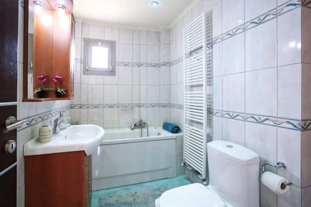 Photo of Bathroom in Kastelli