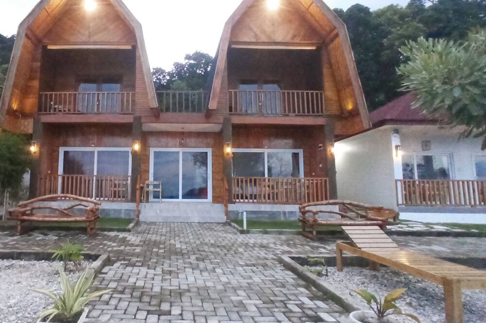 Photo of Patio Balcony in Iboih