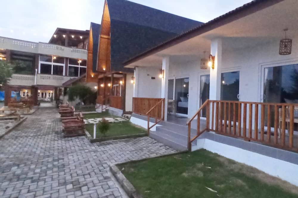 Photo of Patio Balcony in Iboih