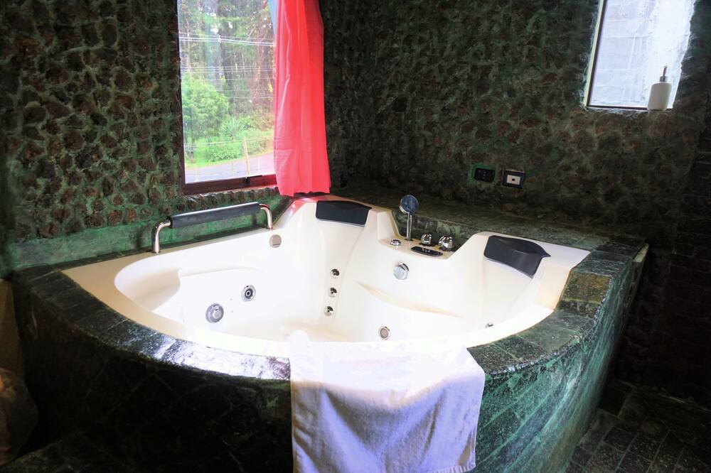 Photo of Bathroom in San Rafael de Heredia