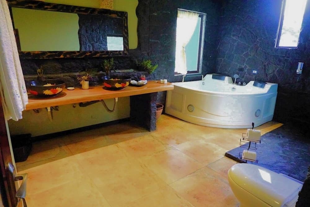 Photo of Bathroom in San Rafael de Heredia