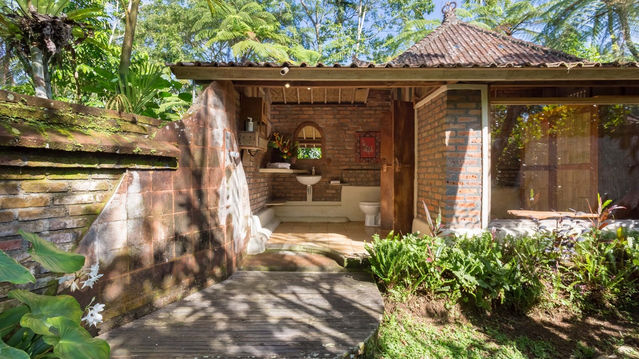 Photo of Bathroom in Wongaya Gede