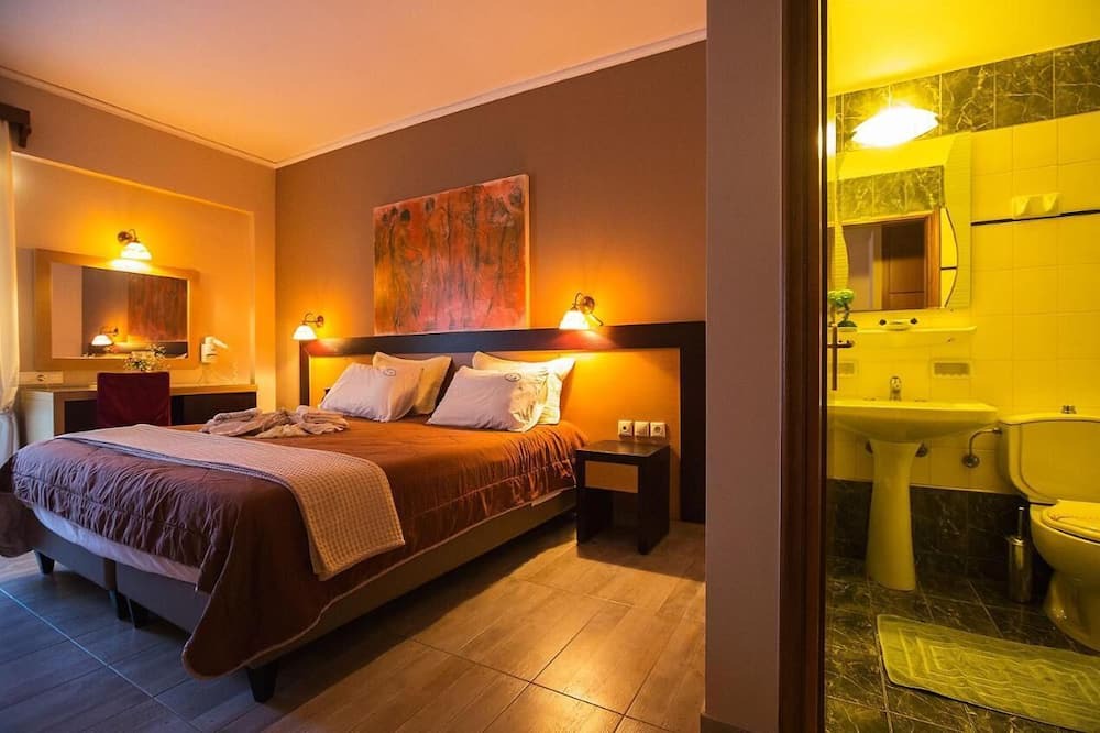 Photo of Bedroom in Omonia