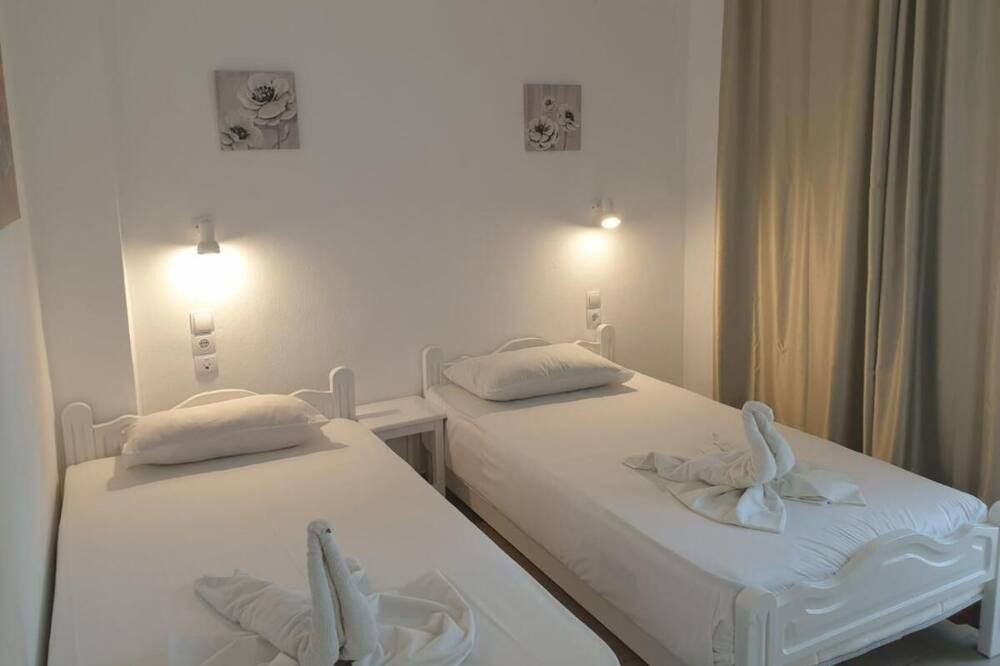 Photo of Bedroom in Malia