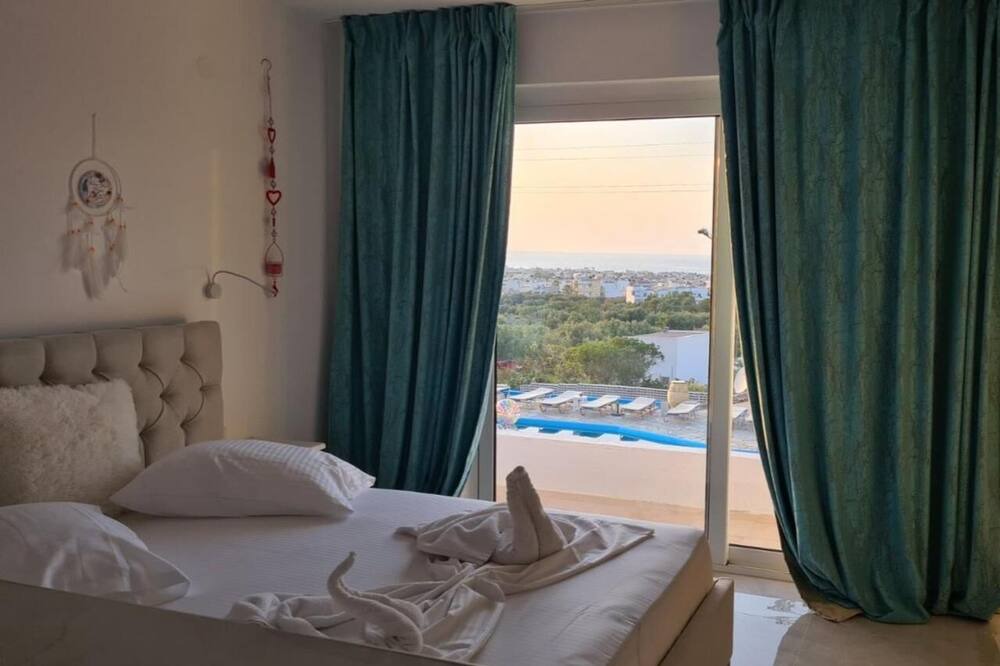 Photo of Bedroom in Malia