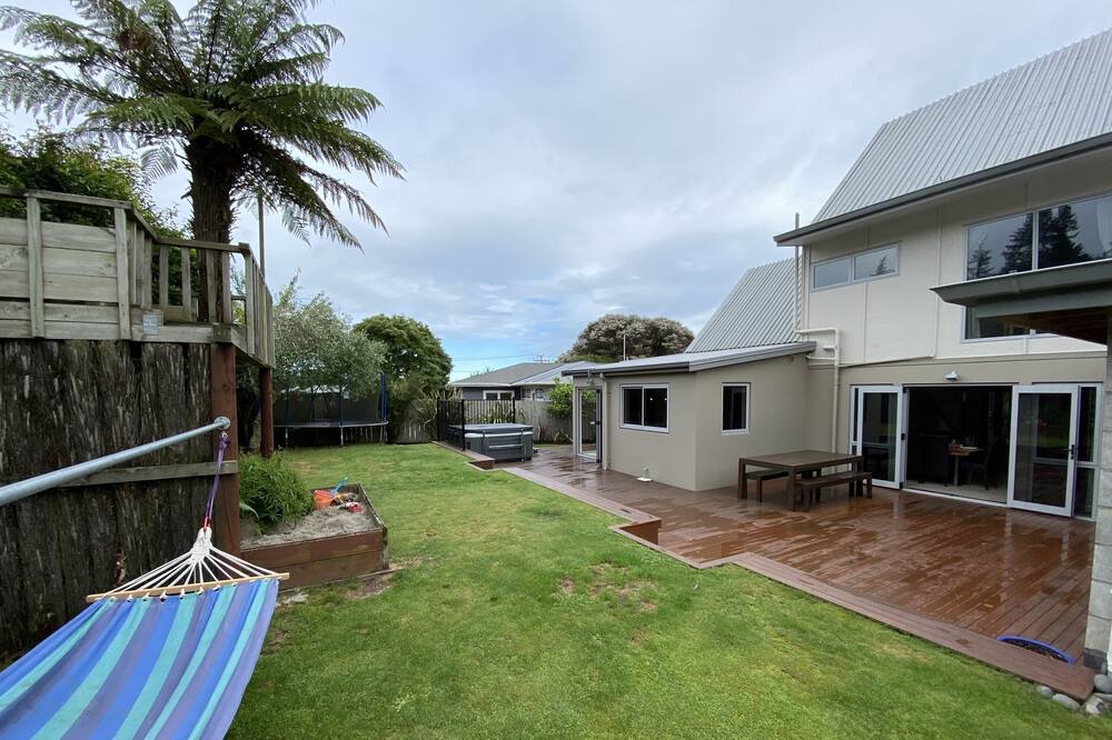 Photo of Outdoor in Lynmore
