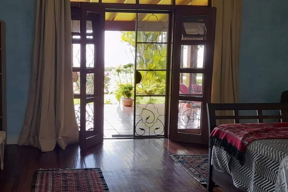 Photo of Bedroom in Santa Ana