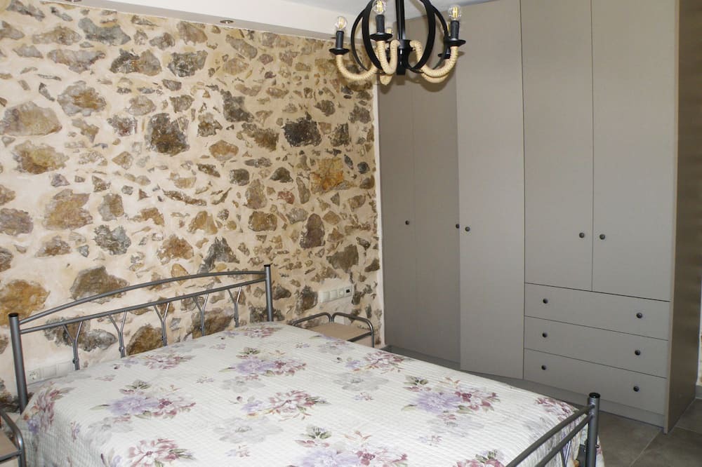 Photo of Bedroom in Mylopotamos