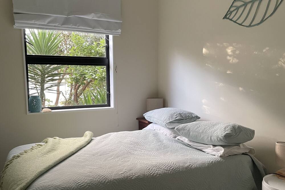 Photo of Bedroom in Paremata